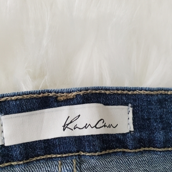 KanCan Distroyed Distressed Jeans Size 26. Good preowned condition. - Picture 8 of 10